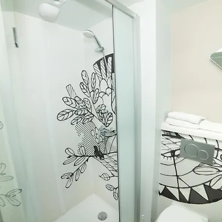 Otel Accueil 2*